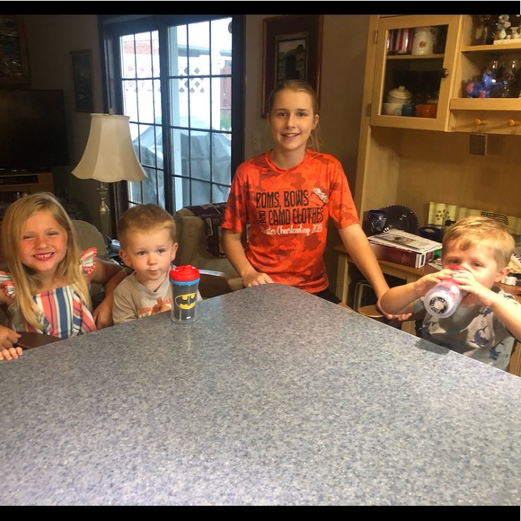 Meet your Posher, Cassie - Picture 8 of 16